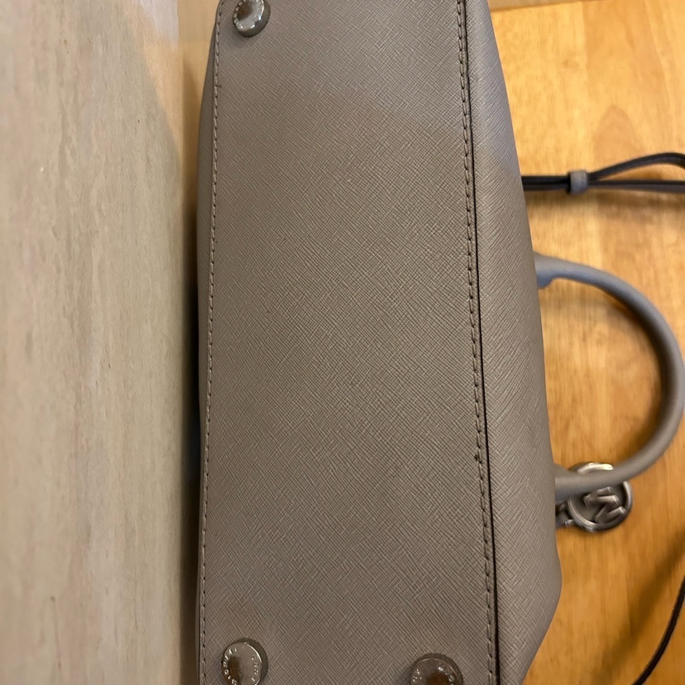 Michael Kors Gray Satchel with Sleek Design and Metallic Accents - Picture 15 of 16